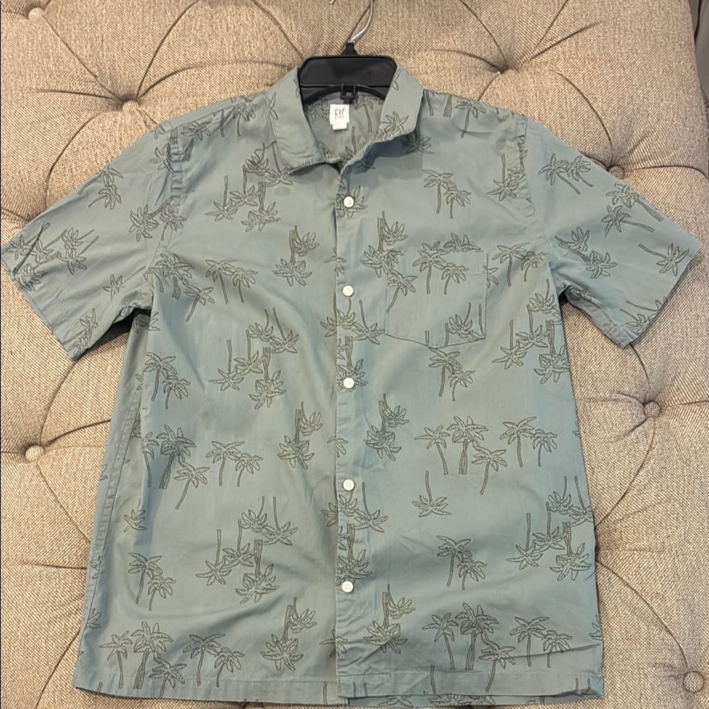 GAP Kids Palm Print Button Down Shirt - Sage Green